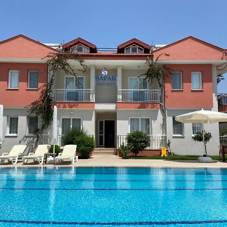 Safak Apart & Hotel Далян Екстериор снимка