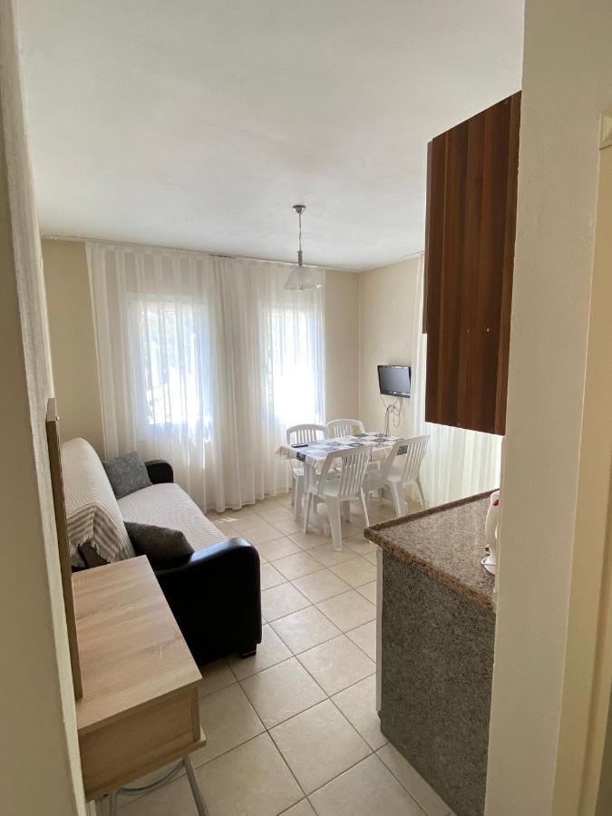 Safak Apart & Hotel Далян Екстериор снимка